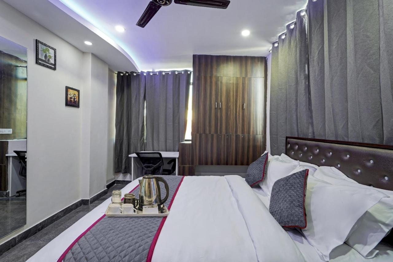Super Townhouse G Silver Hotels Near Us Biometric Chennai Extérieur photo