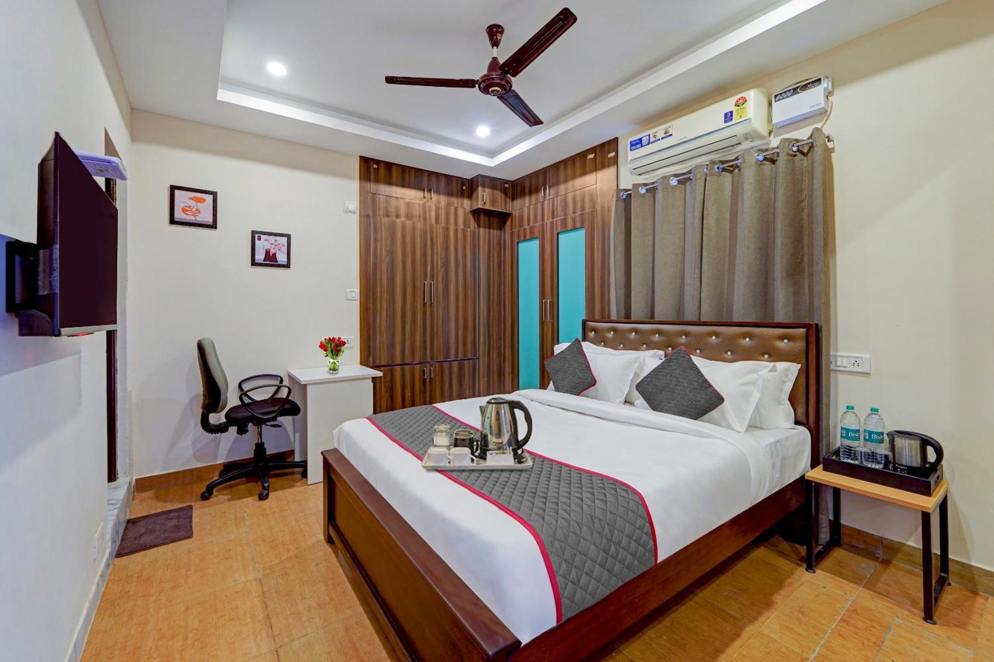 Super Townhouse G Silver Hotels Near Us Biometric Chennai Extérieur photo